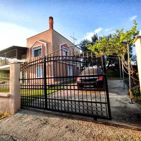 Case de vacanță Alex House *